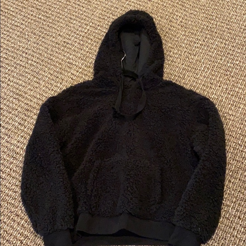 Fuzzy black sweatshirt